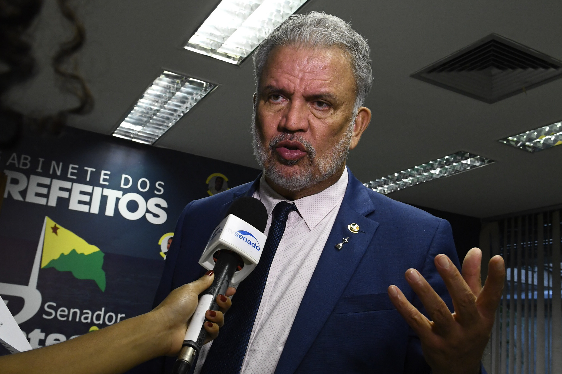 Senador Petecão anuncia recursos de R$ 384 mil para transporte de produtos em Feijó